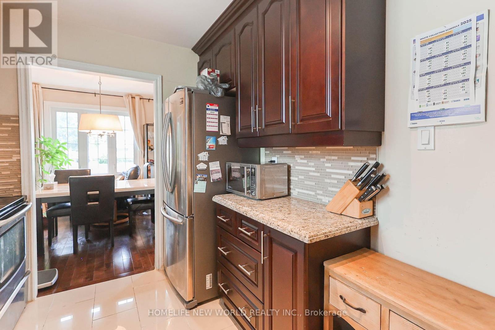 Photo 19 of 34 Greylawn Crescent, Toronto ON