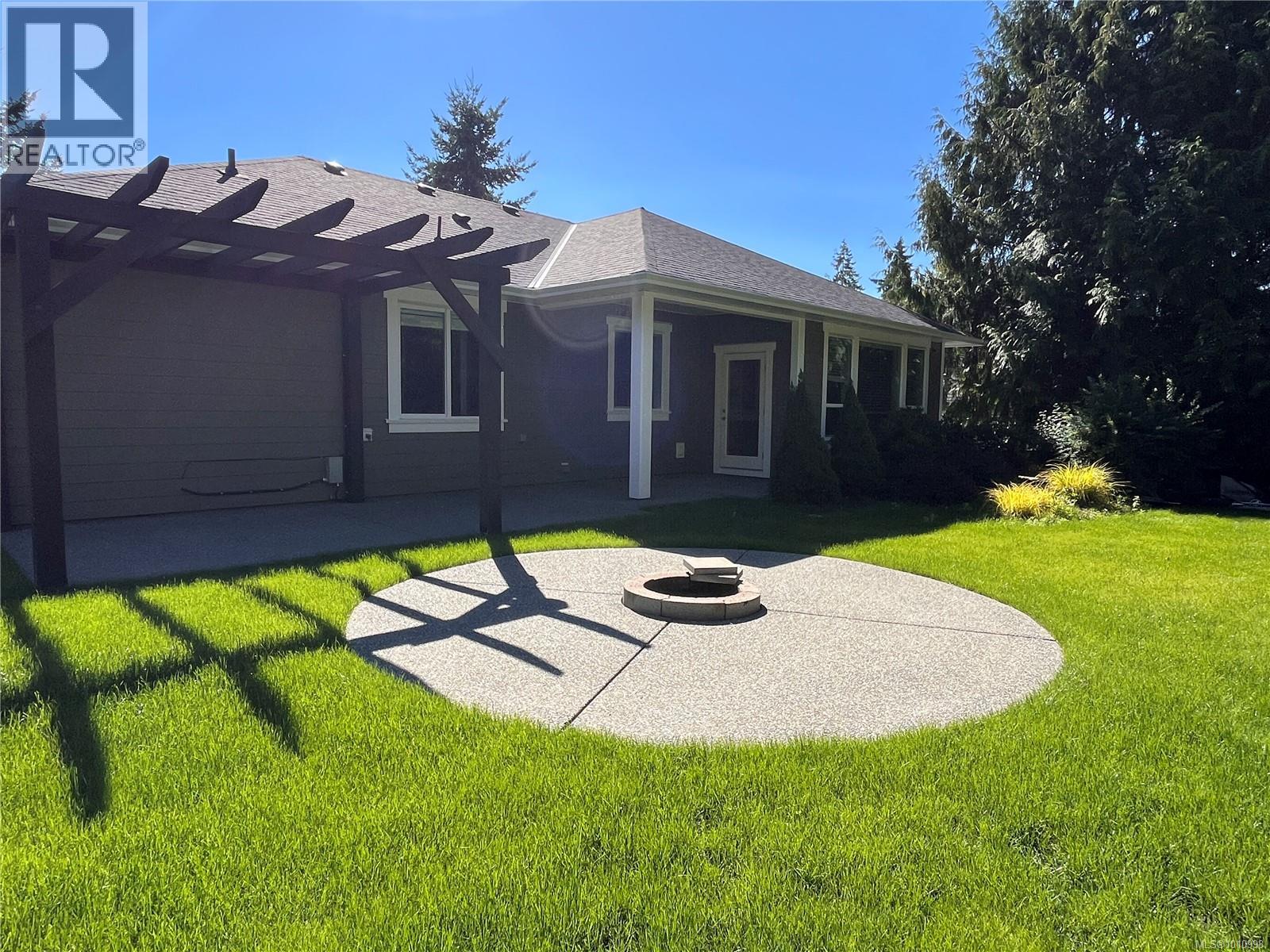 Photo 32 of 3584 Holland Ave, Cobble Hill BC