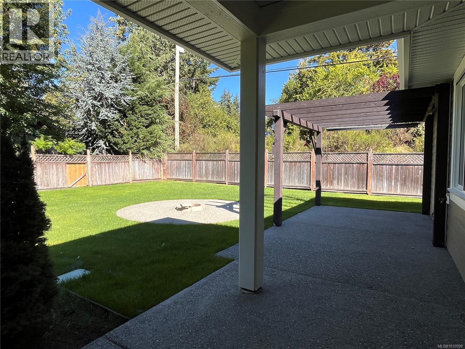 Photo 33 of 3584 Holland Ave, Cobble Hill BC