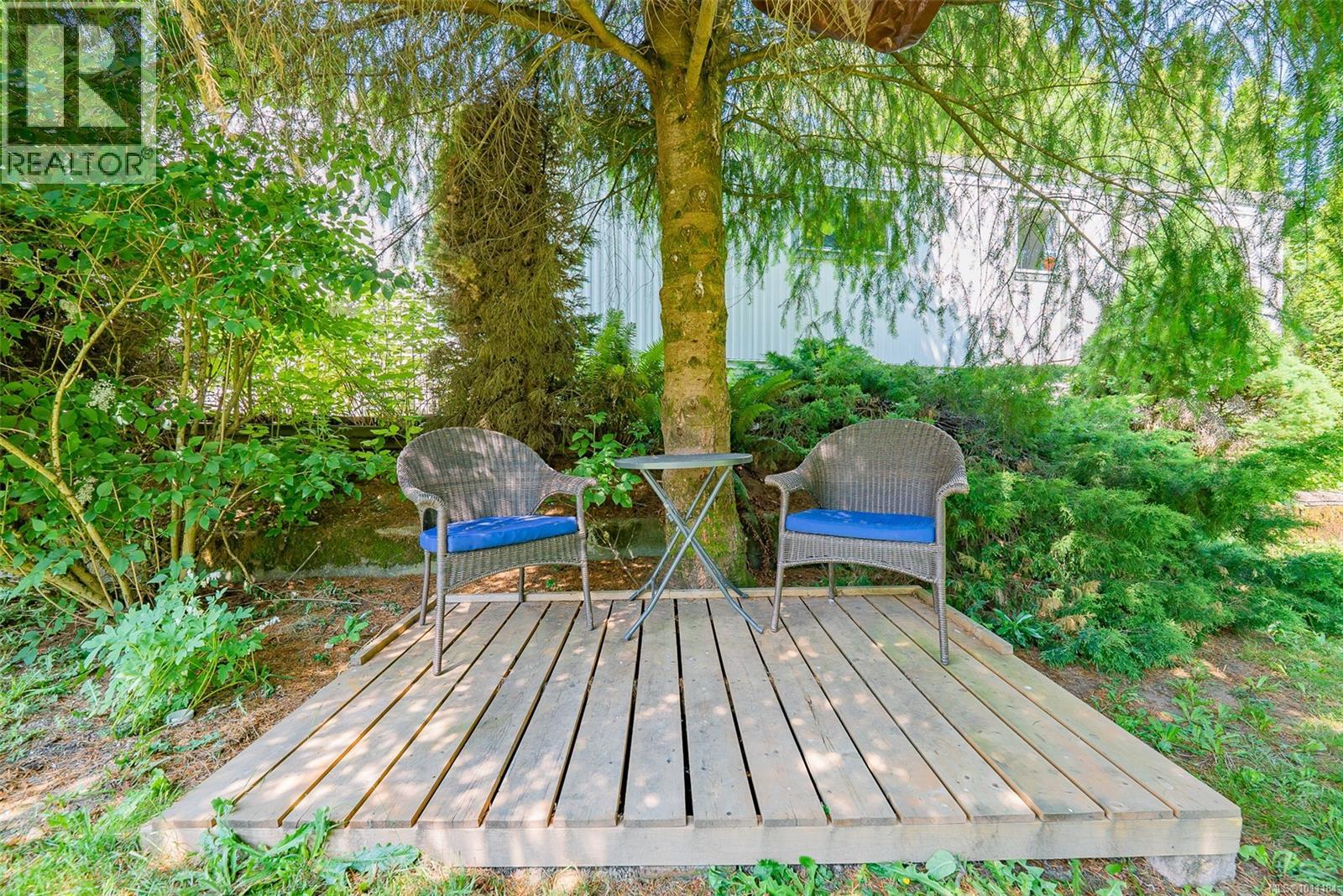 Photo 2 of 48 Honey Dr, Nanaimo BC