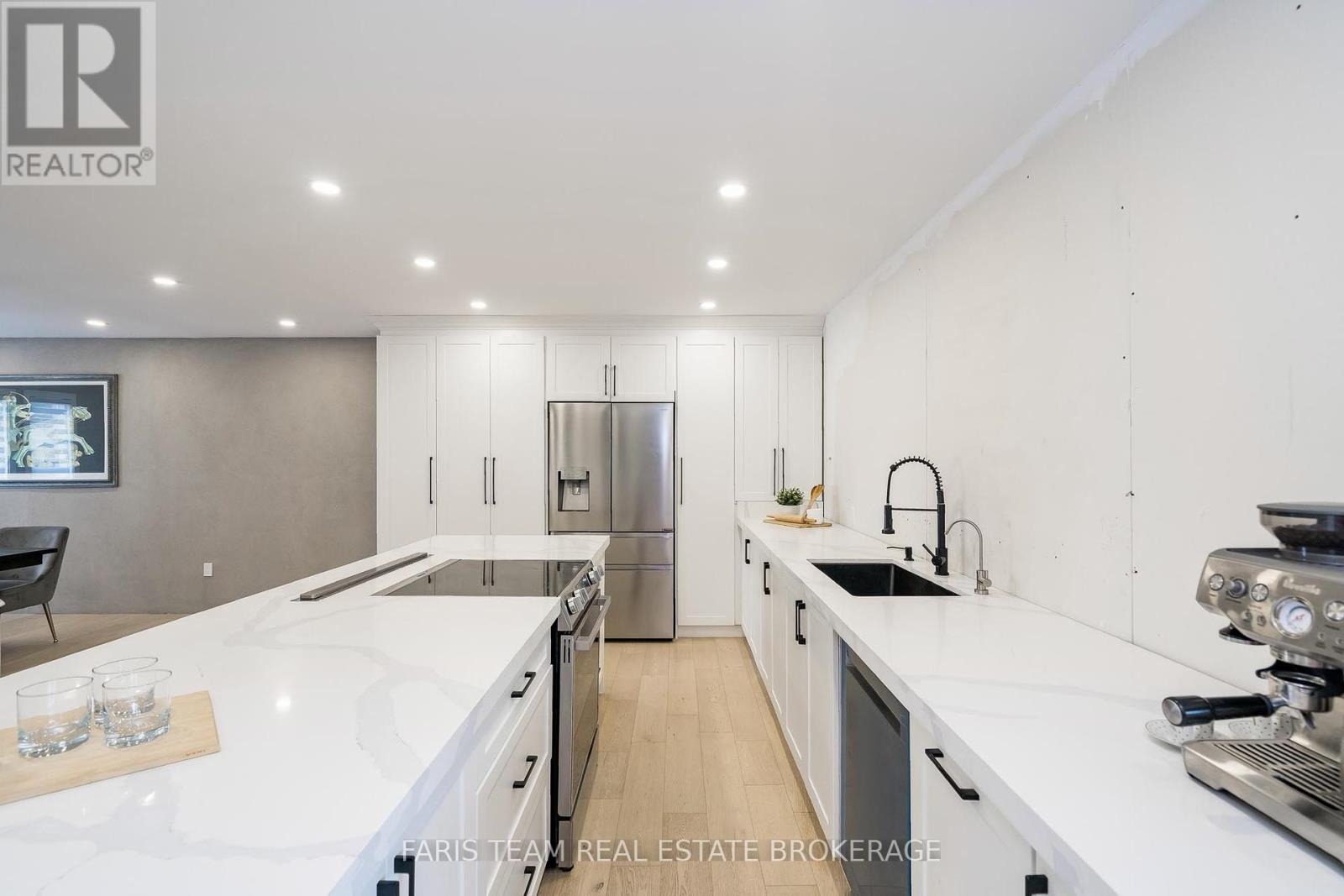 Photo 29 of 7 Golfview Boulevard, Bradford West Gwillimbury ON
