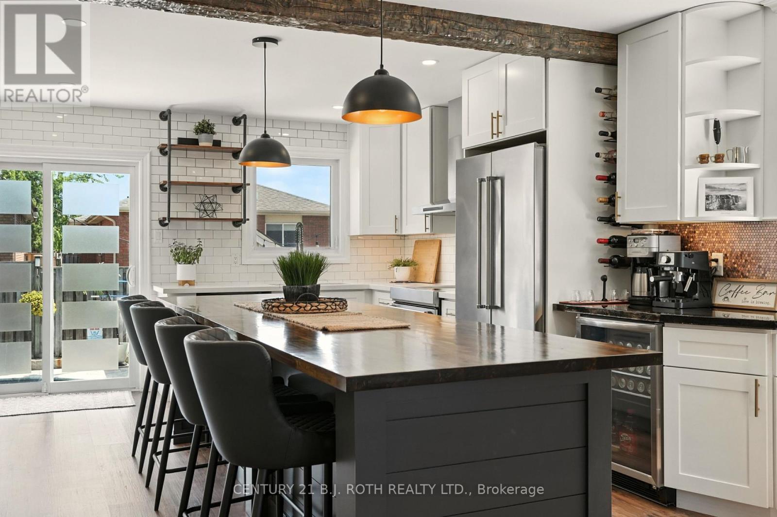 Photo 12 of 55 Holly Meadow Road, Barrie ON