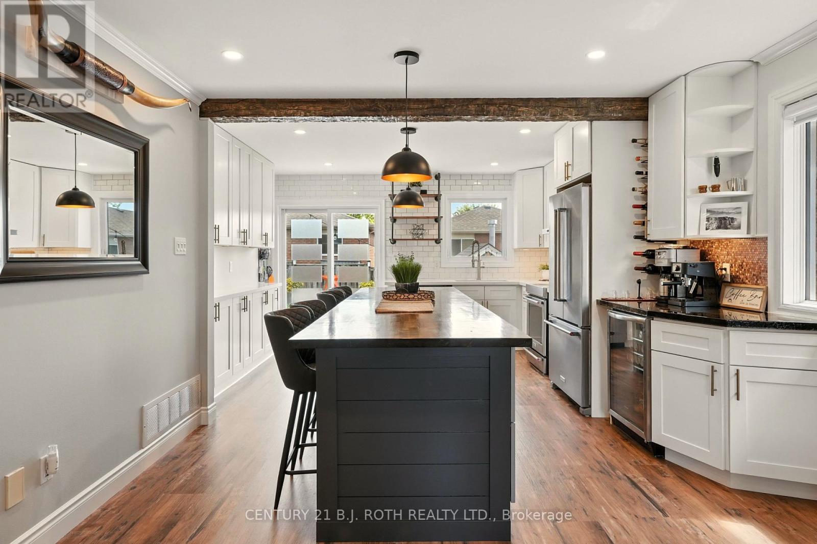 Photo 15 of 55 Holly Meadow Road, Barrie ON