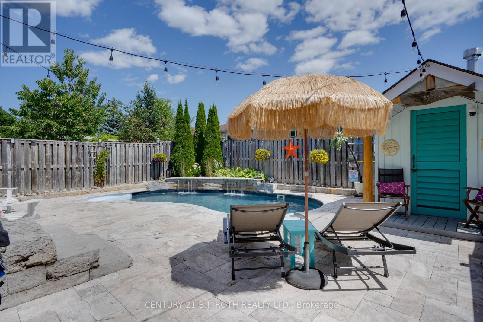 Photo 39 of 55 Holly Meadow Road, Barrie ON