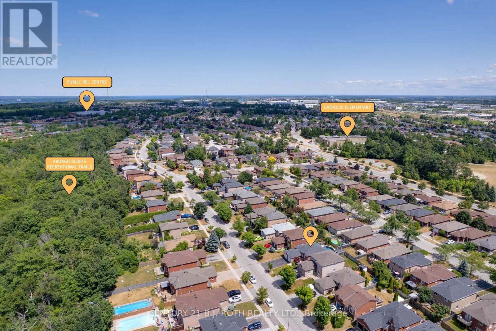 Photo 48 of 55 Holly Meadow Road, Barrie ON