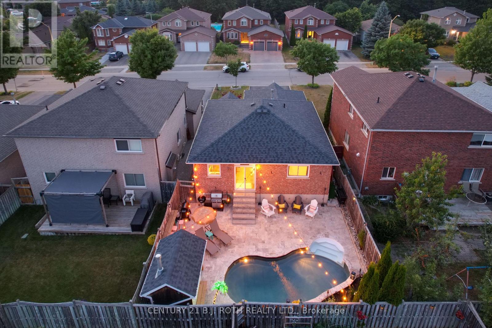 Photo 44 of 55 Holly Meadow Road, Barrie ON