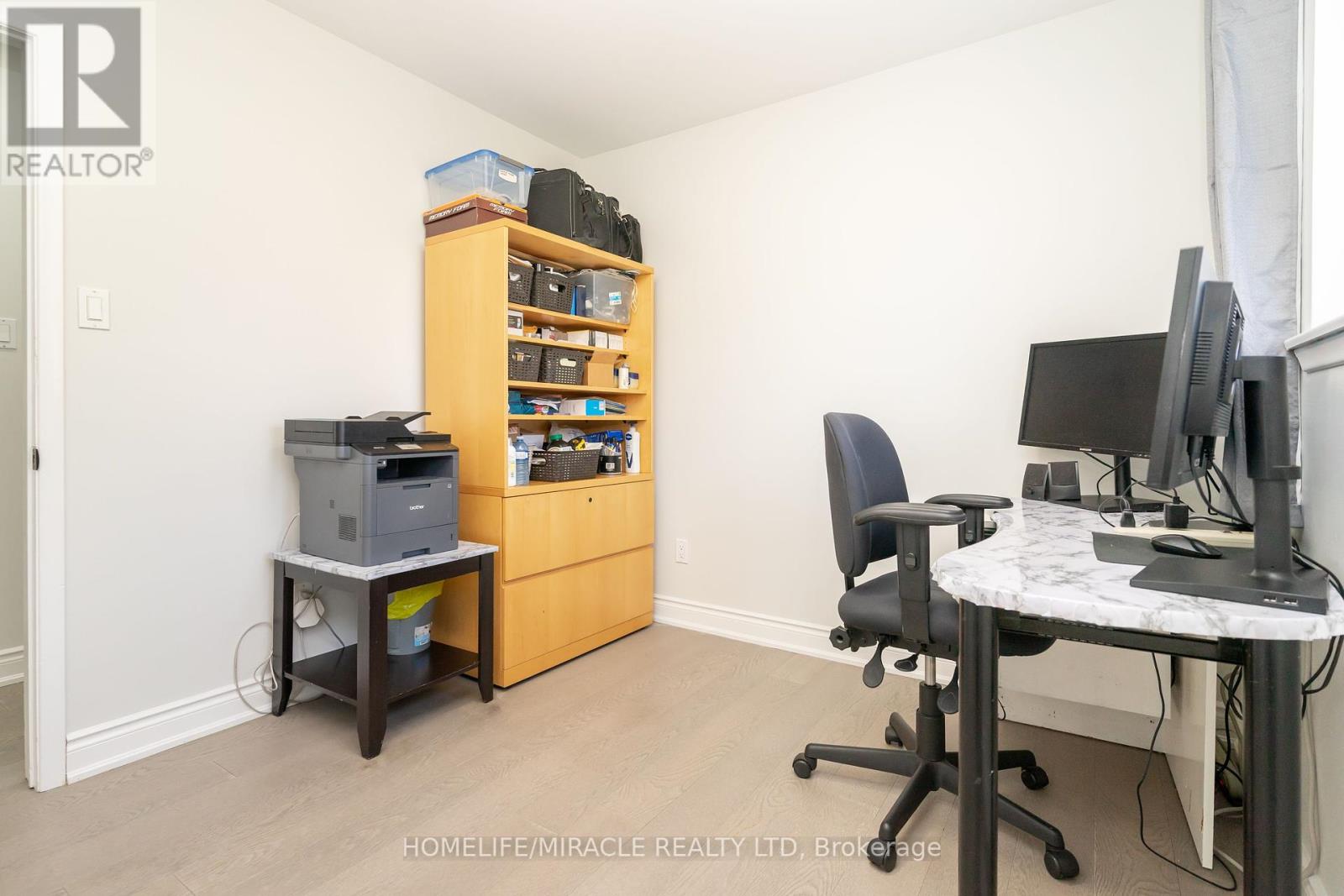 Photo 25 of 5 Finsbury Drive, Brampton ON