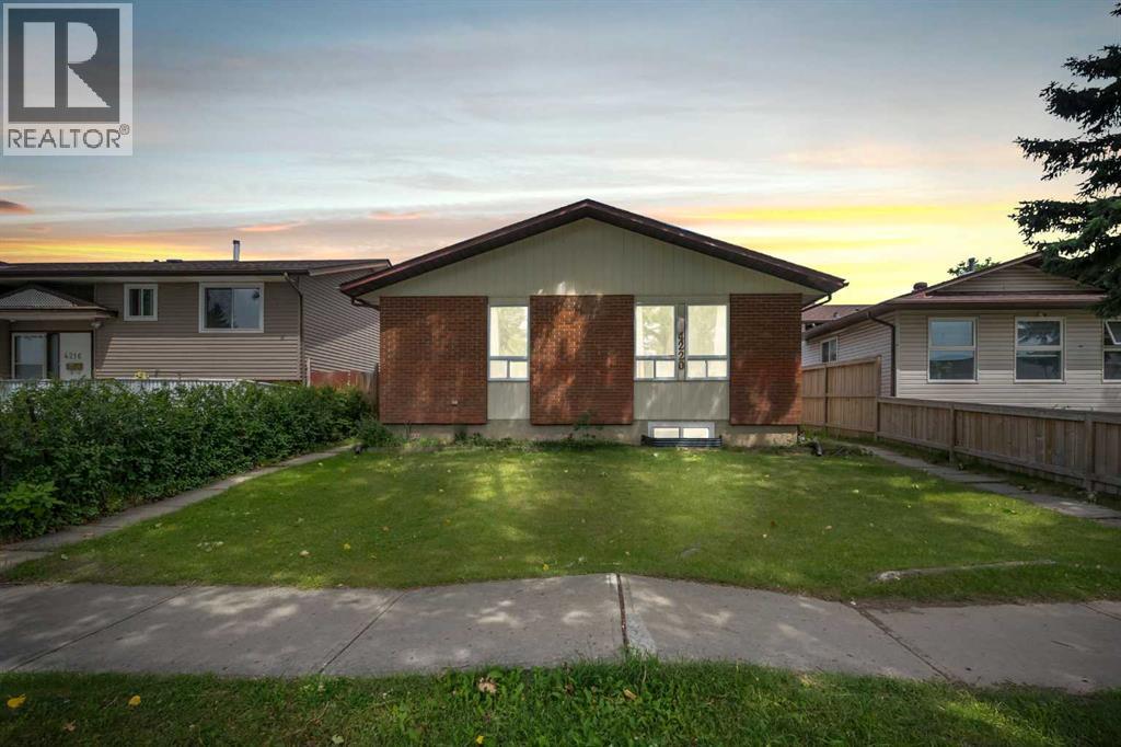 4220 Whitehorn Drive NE, Calgary, Alberta