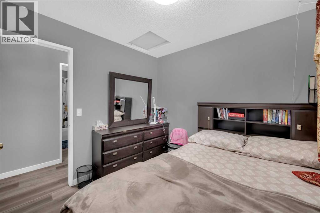 Single Family House Bungalow for Sale in  Whitehorn Drive NE Whitehorn Calgary 