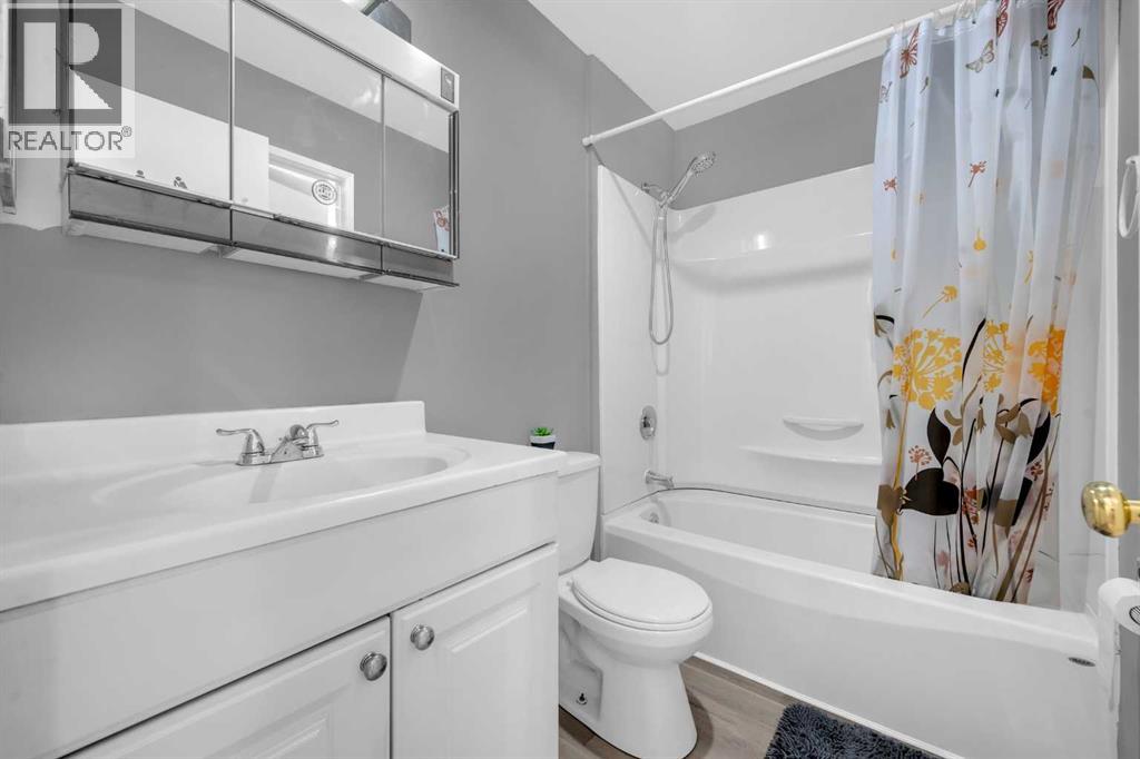 Single Family House Bungalow for Sale in  Whitehorn Drive NE Whitehorn Calgary 