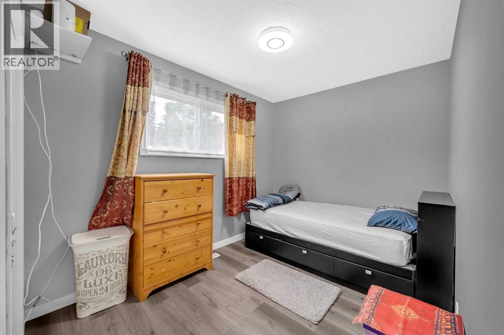 Single Family House Bungalow for Sale in  Whitehorn Drive NE Whitehorn Calgary 