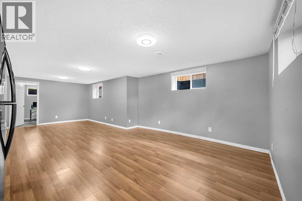 Single Family House Bungalow for Sale in  Whitehorn Drive NE Whitehorn Calgary 