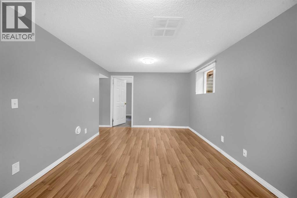 Single Family House Bungalow for Sale in  Whitehorn Drive NE Whitehorn Calgary 