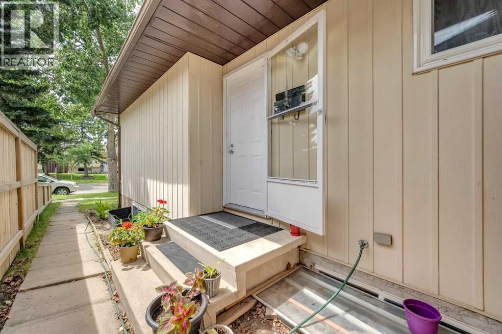 Single Family House Bungalow for Sale in  Whitehorn Drive NE Whitehorn Calgary 