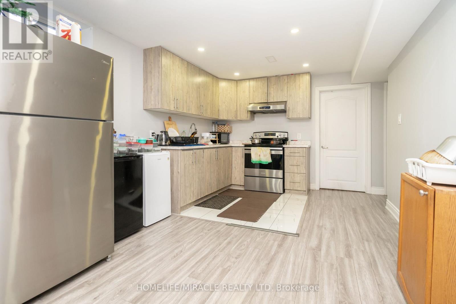 Photo 28 of 5 Finsbury Drive, Brampton ON