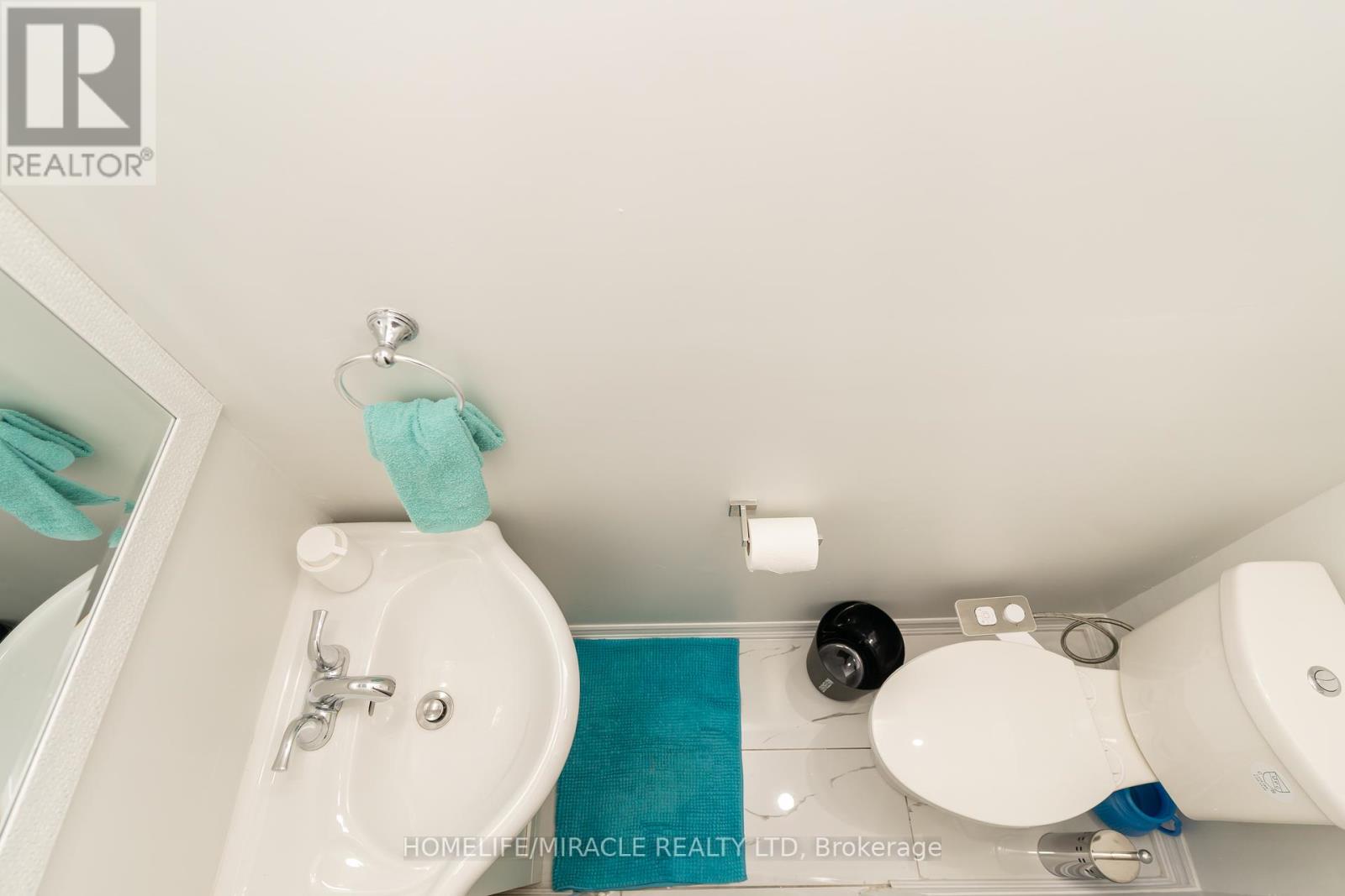 Photo 16 of 5 Finsbury Drive, Brampton ON