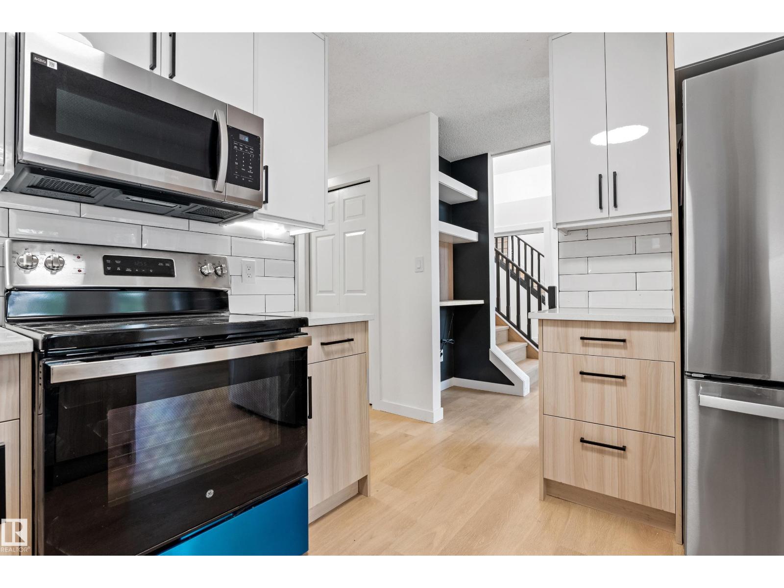 Photo 20 of 18908 58 Av Nw, Edmonton AB