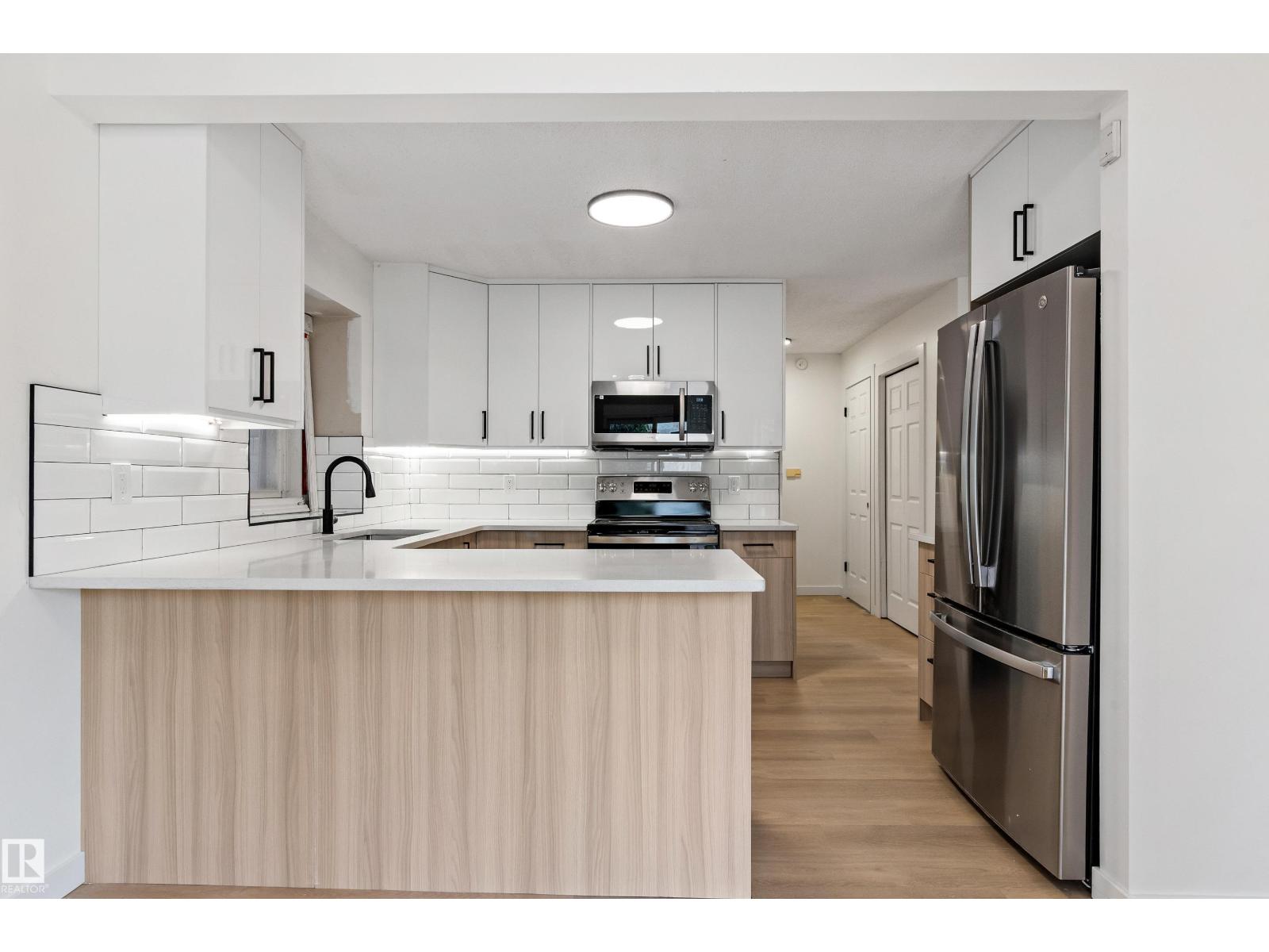 Photo 21 of 18908 58 Av Nw, Edmonton AB