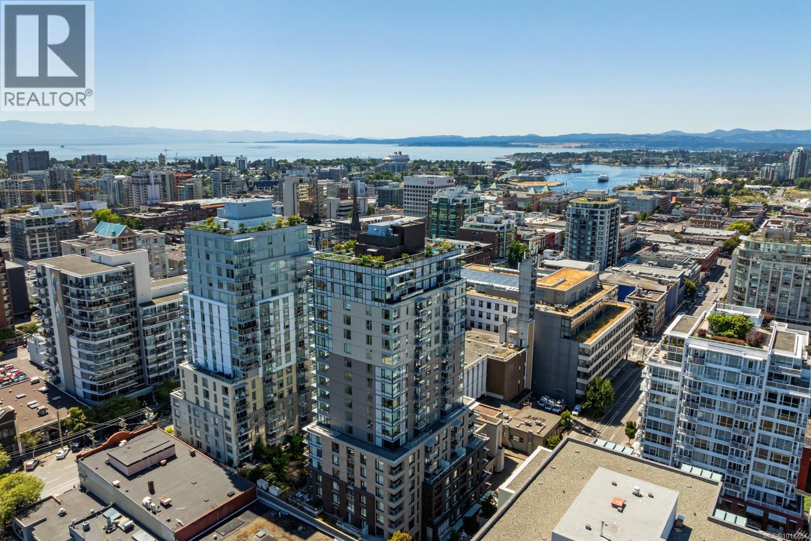 Photo 2 of 1801 845 Johnson St, Victoria BC