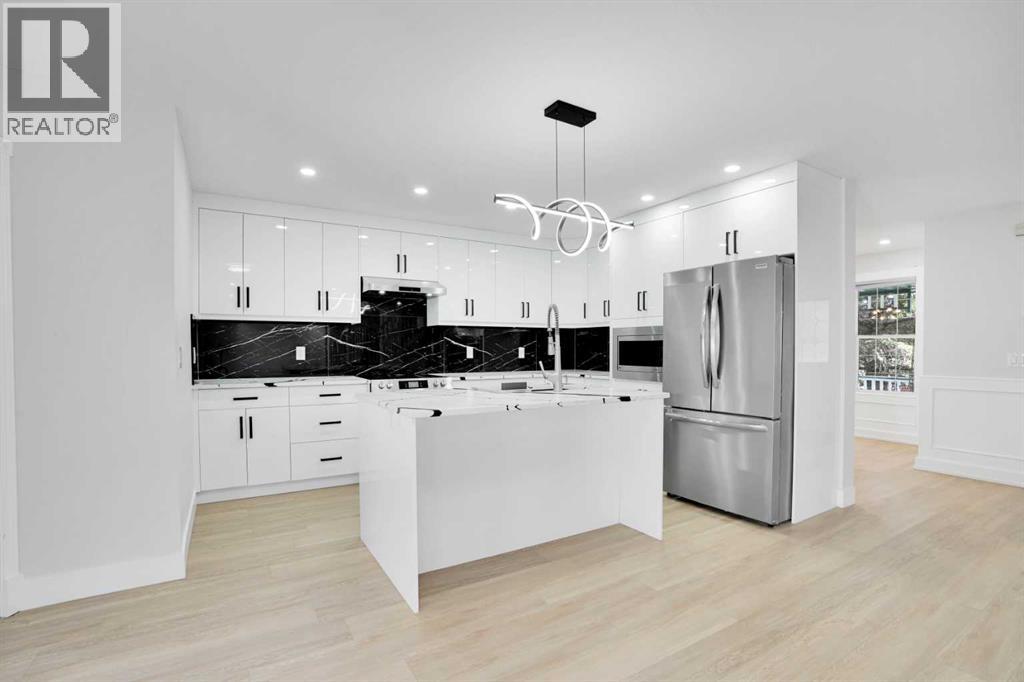 Single Family House for Sale in  Chaparral Drive SE Chaparral Calgary 