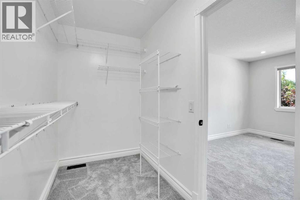 Single Family House for Sale in  Chaparral Drive SE Chaparral Calgary 