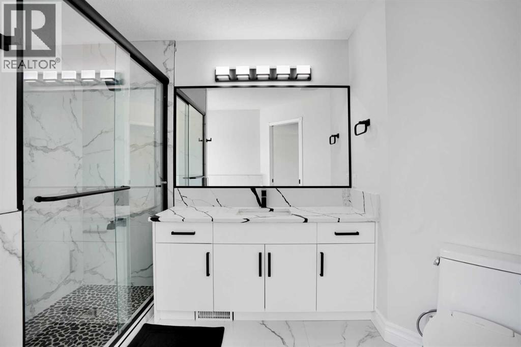 Single Family House for Sale in  Chaparral Drive SE Chaparral Calgary 