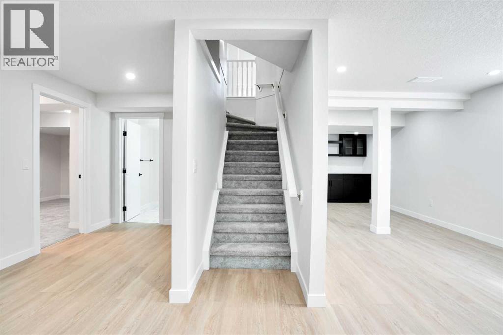 Single Family House for Sale in  Chaparral Drive SE Chaparral Calgary 