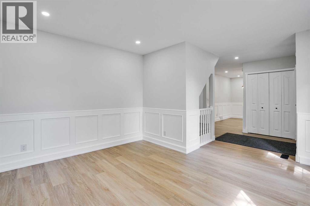 Single Family House for Sale in  Chaparral Drive SE Chaparral Calgary 