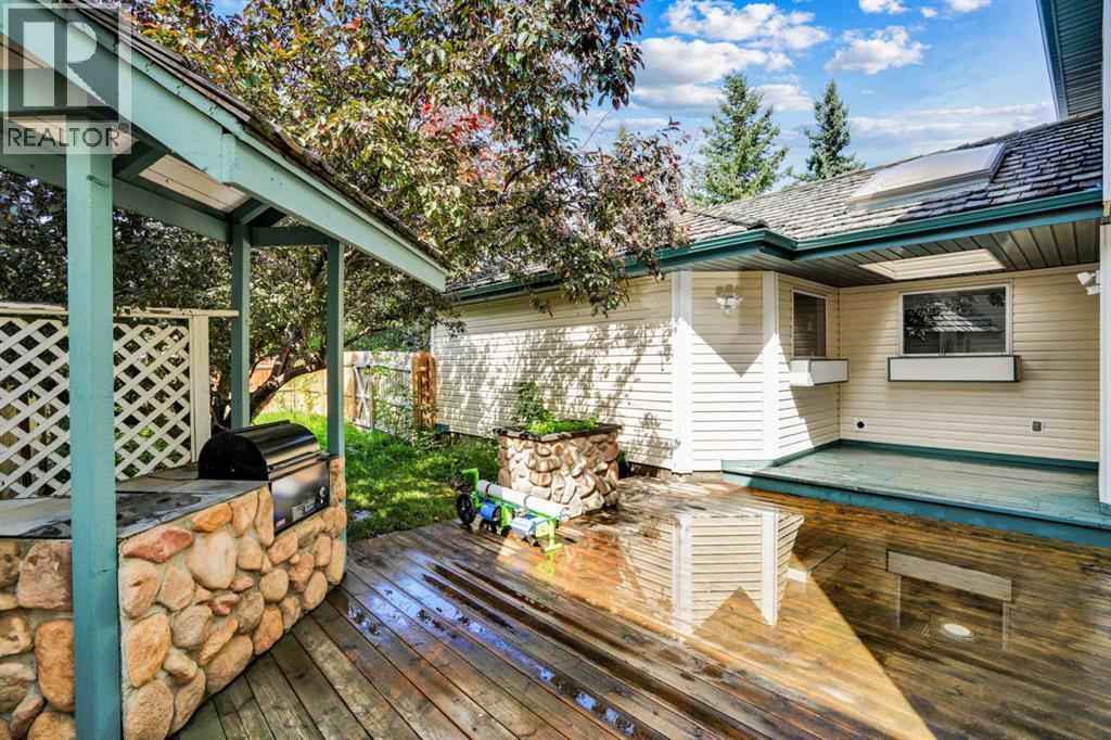Single Family House for Sale in  Chaparral Drive SE Chaparral Calgary 