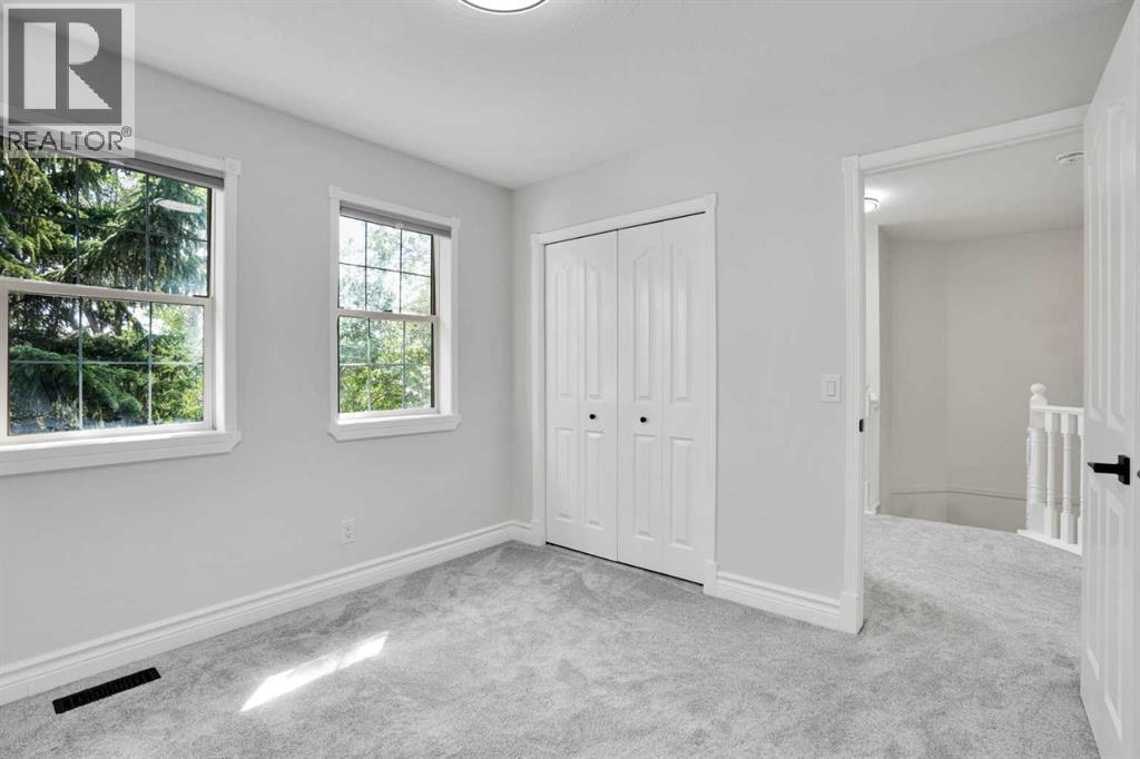 Single Family House for Sale in  Chaparral Drive SE Chaparral Calgary 