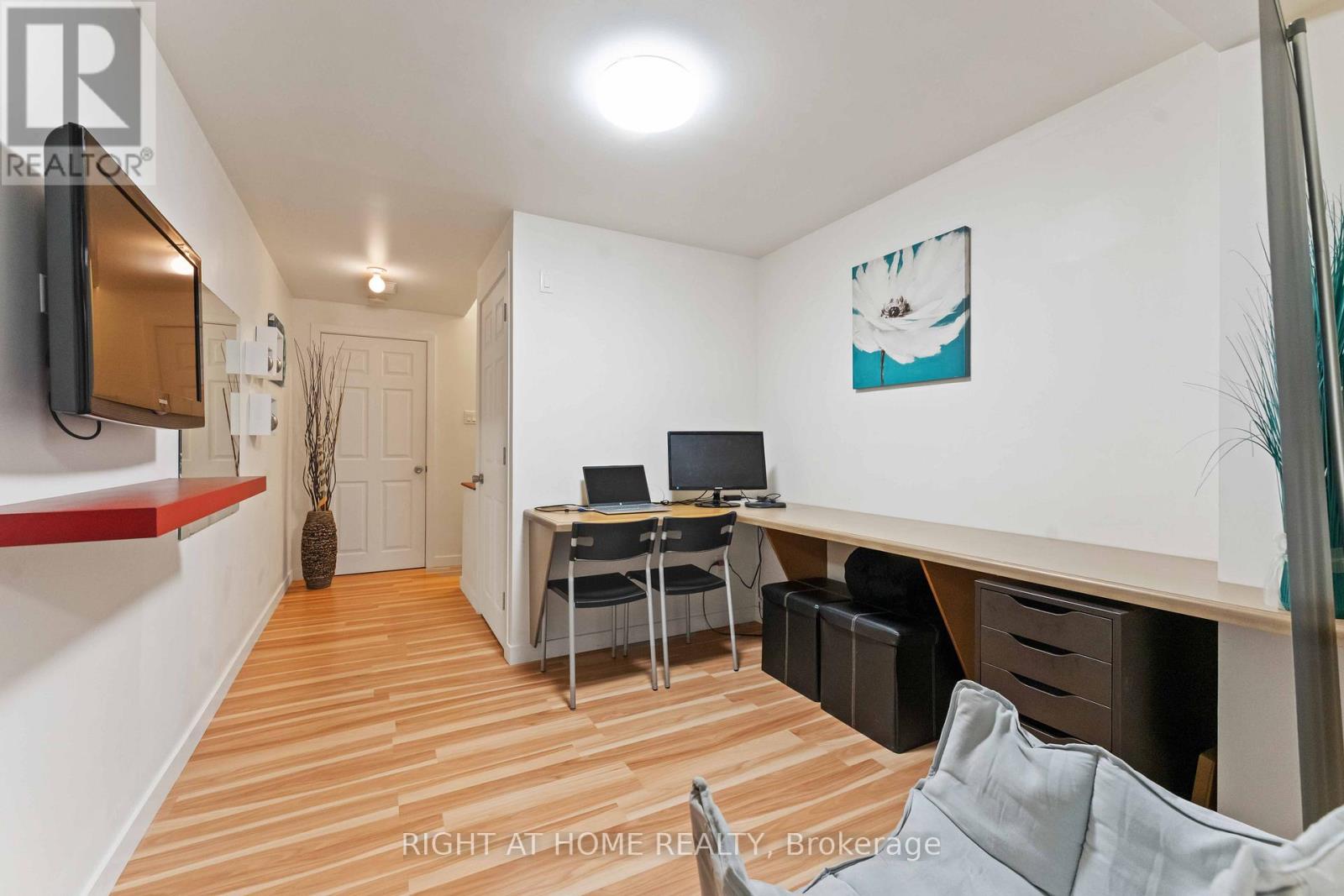 Photo 24 of 142 Blackdome Crescent, Ottawa ON
