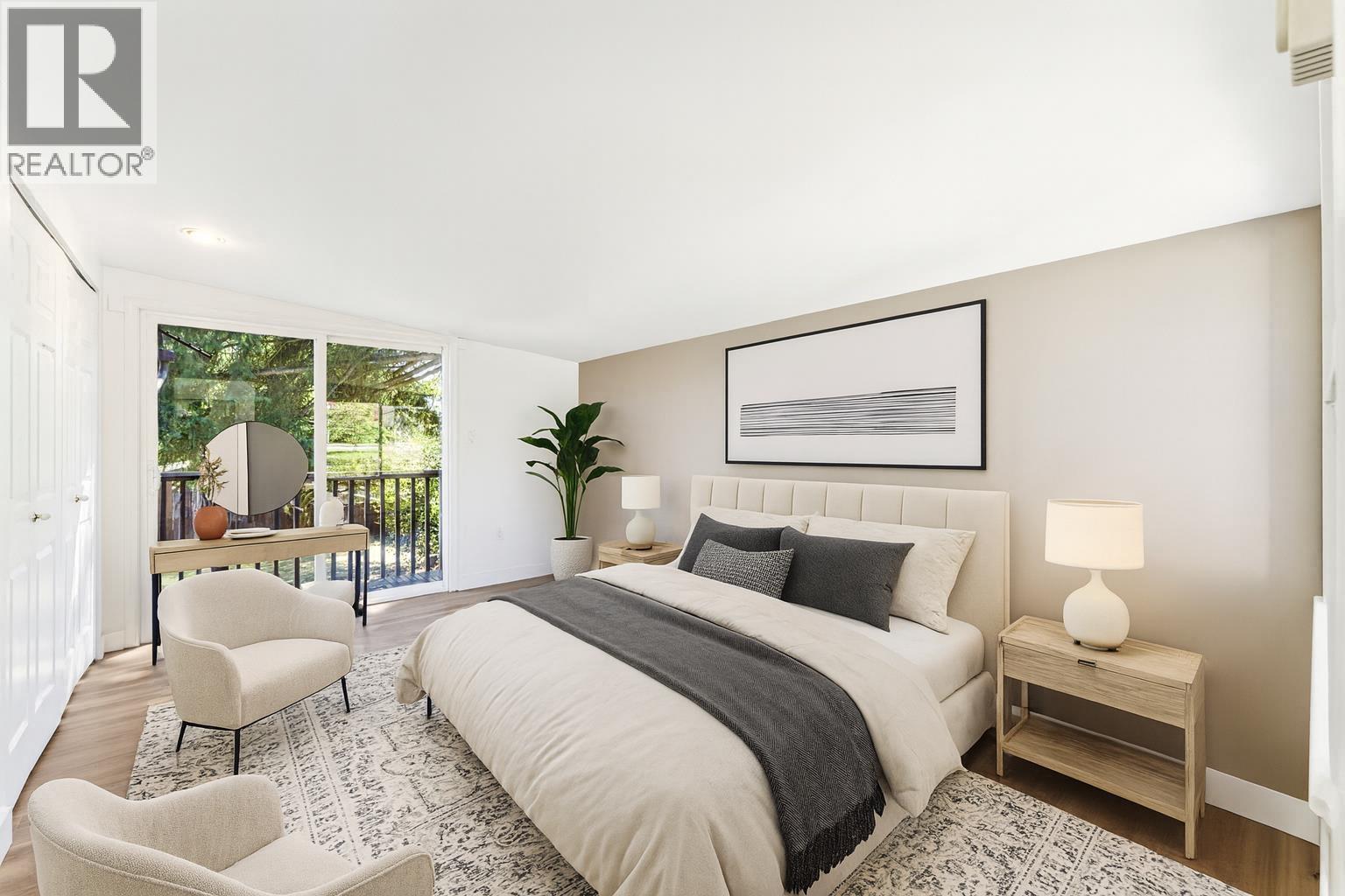Photo 12 of 865 E 12 Th Street, North Vancouver BC