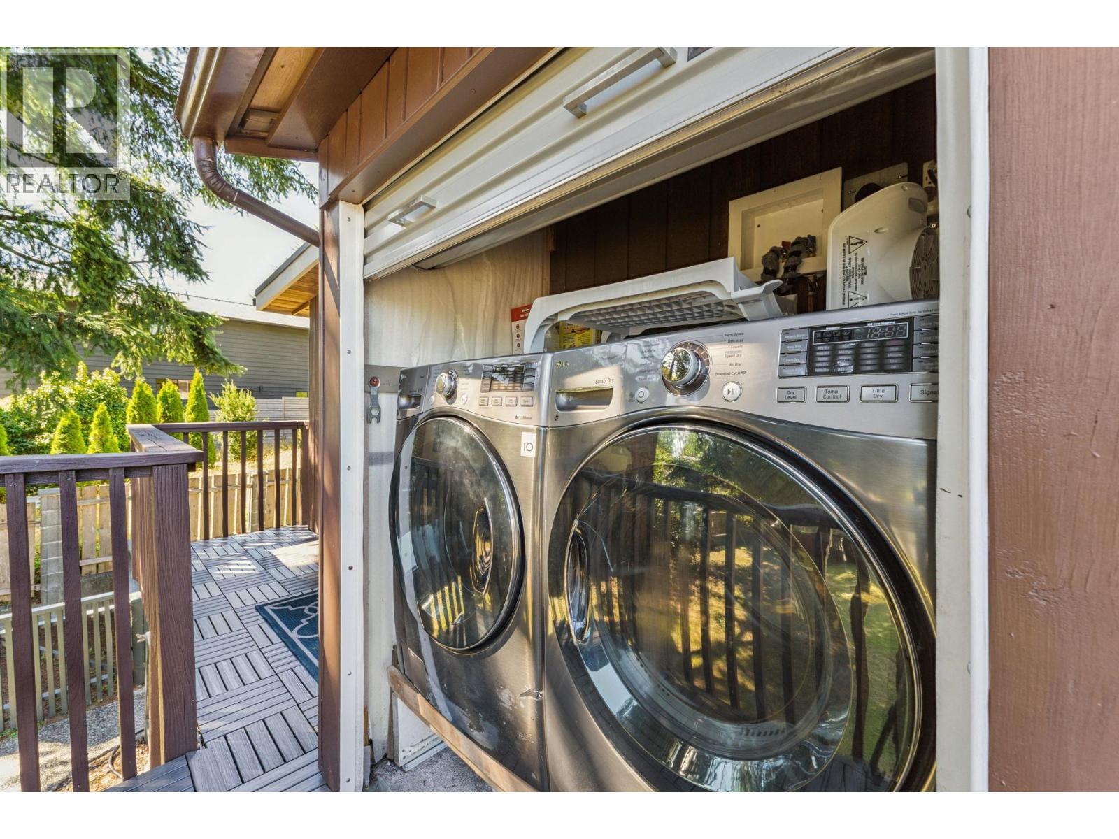 Photo 19 of 865 E 12 Th Street, North Vancouver BC
