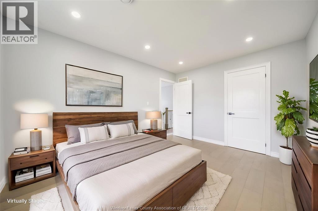 Photo 17 of 9914 Forest Glade Court, Windsor ON