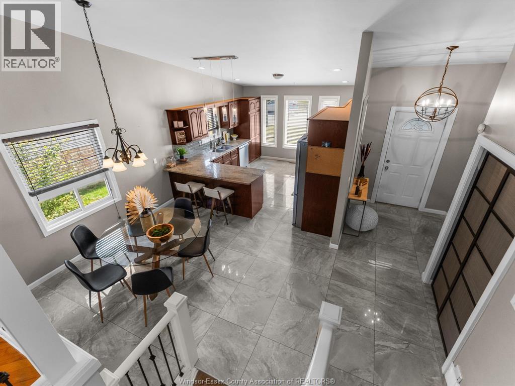 Photo 5 of 2076 Edgemore Avenue, Lasalle ON