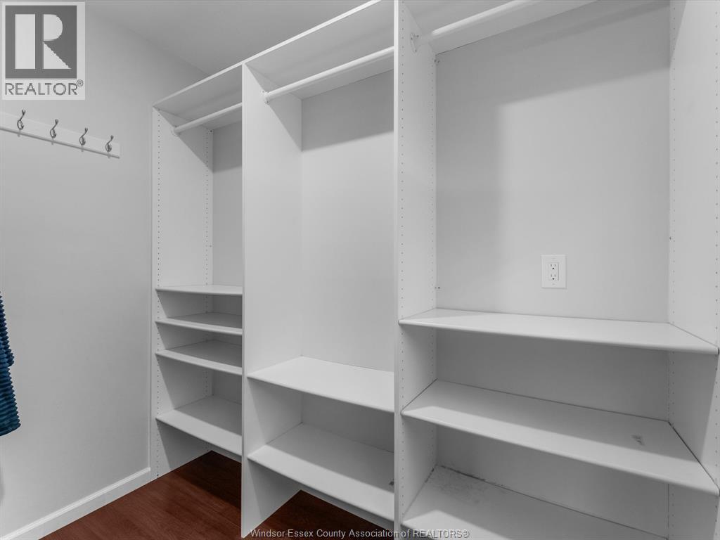 Photo 28 of 2076 Edgemore Avenue, Lasalle ON