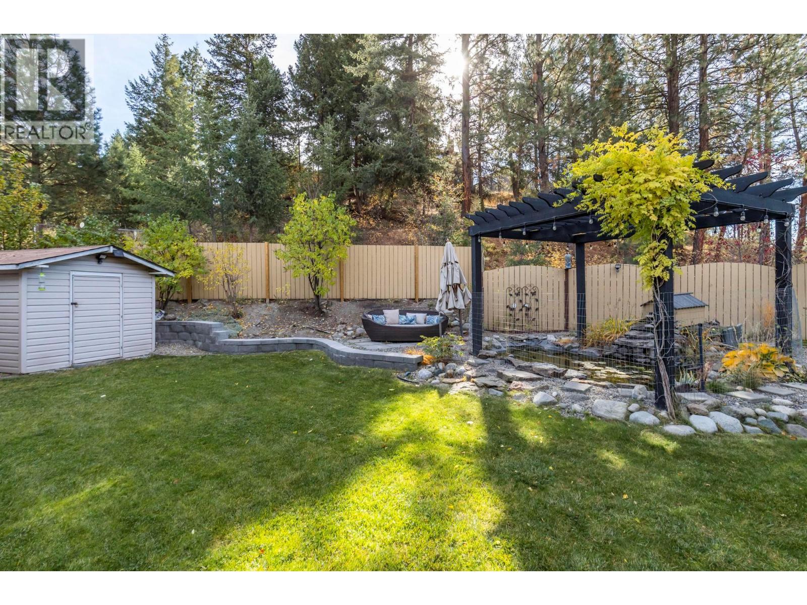 2475 Asquith Court, West Kelowna