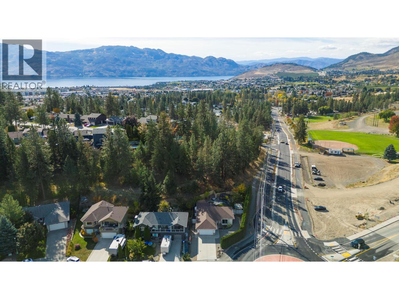  2475 Asquith Court, West Kelowna