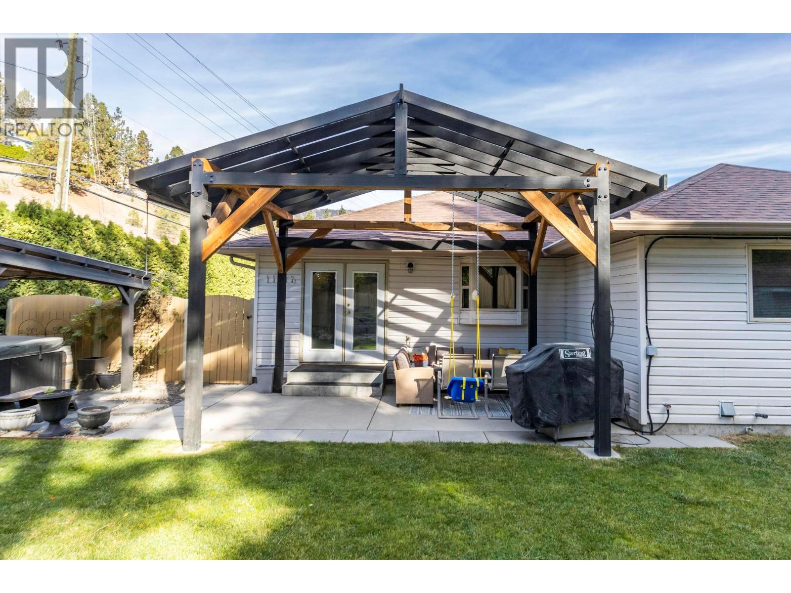  2475 Asquith Court, West Kelowna