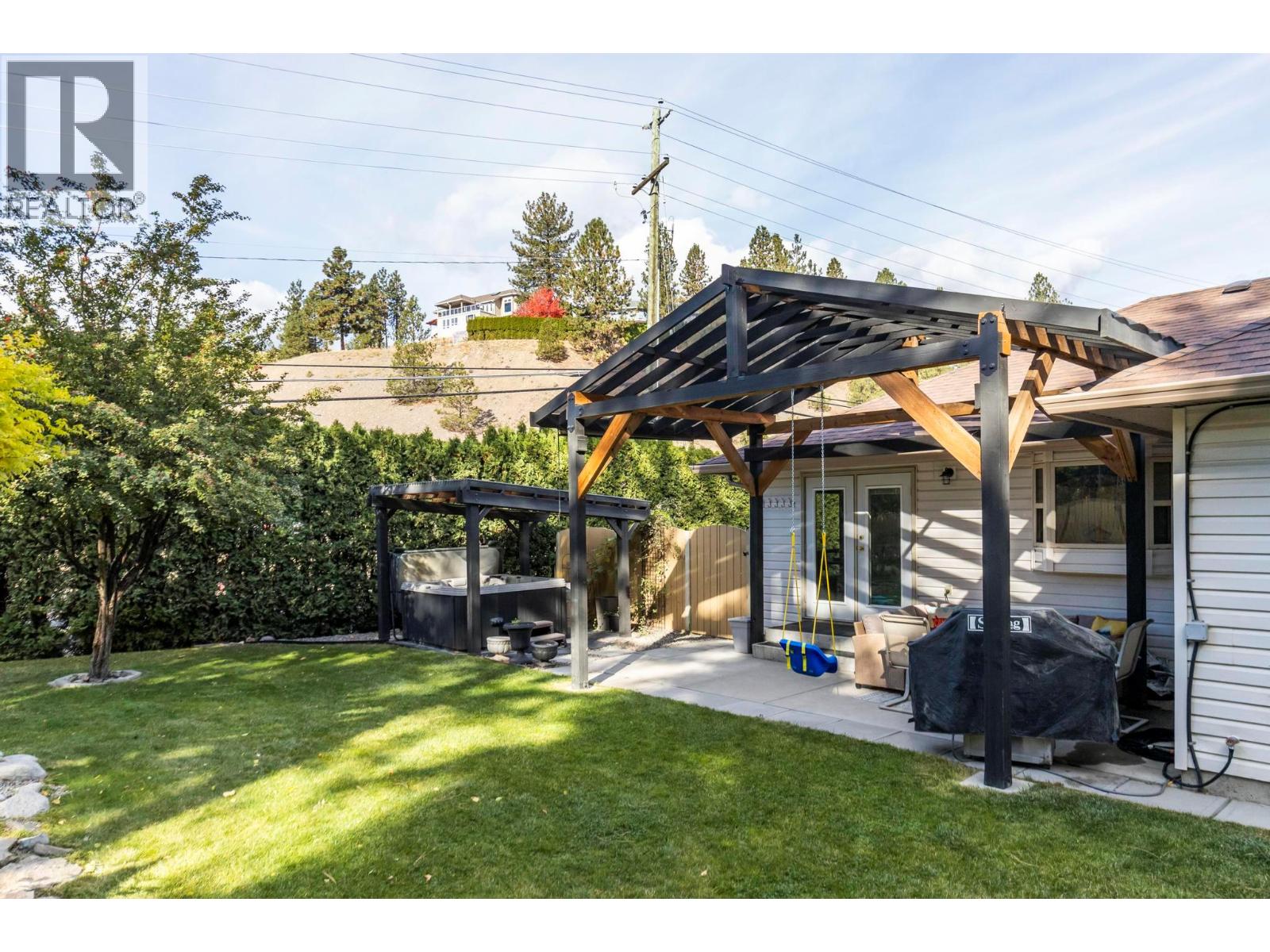  2475 Asquith Court, West Kelowna