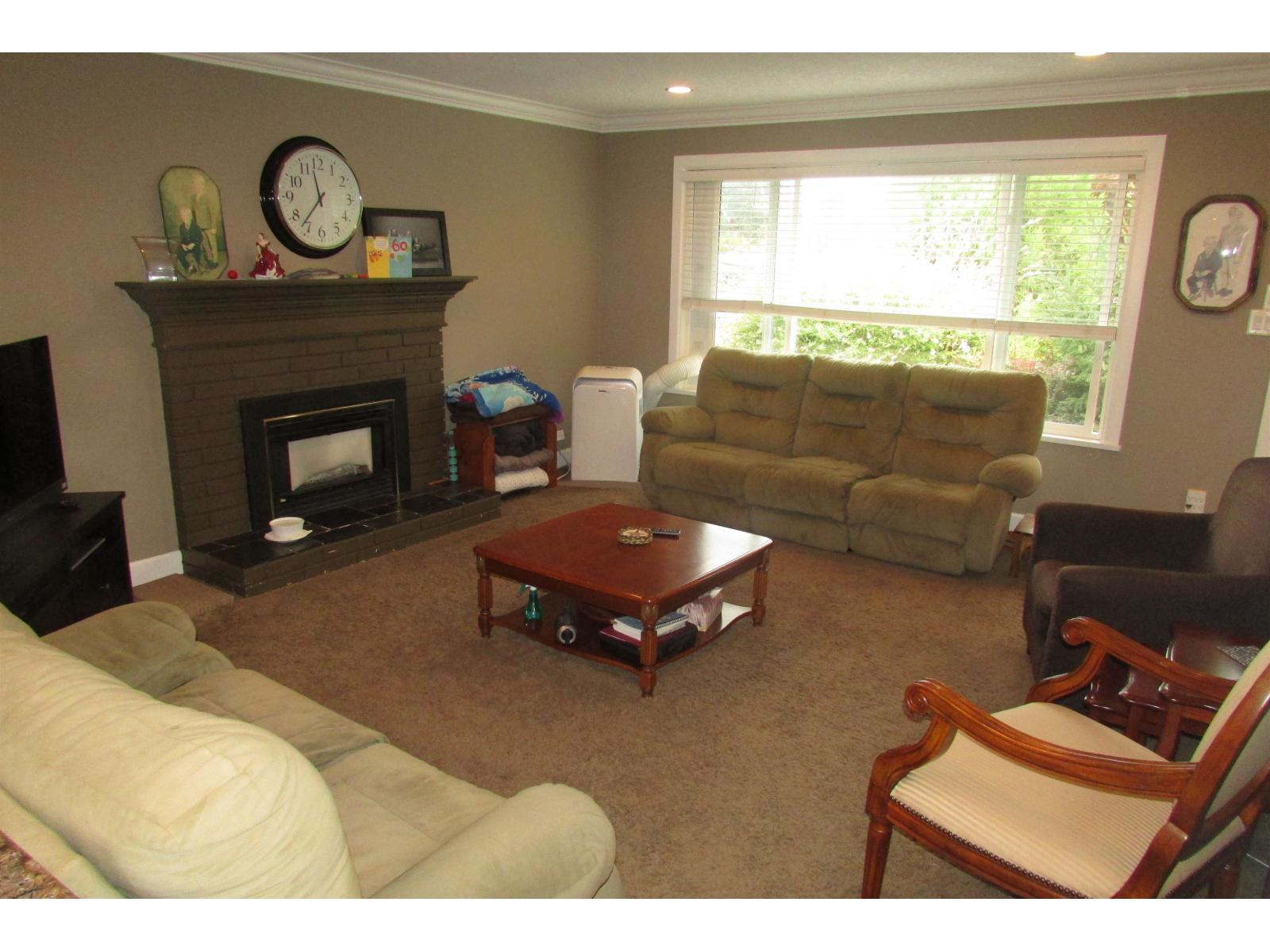 Photo 4 of 34494 York Avenue, Abbotsford BC