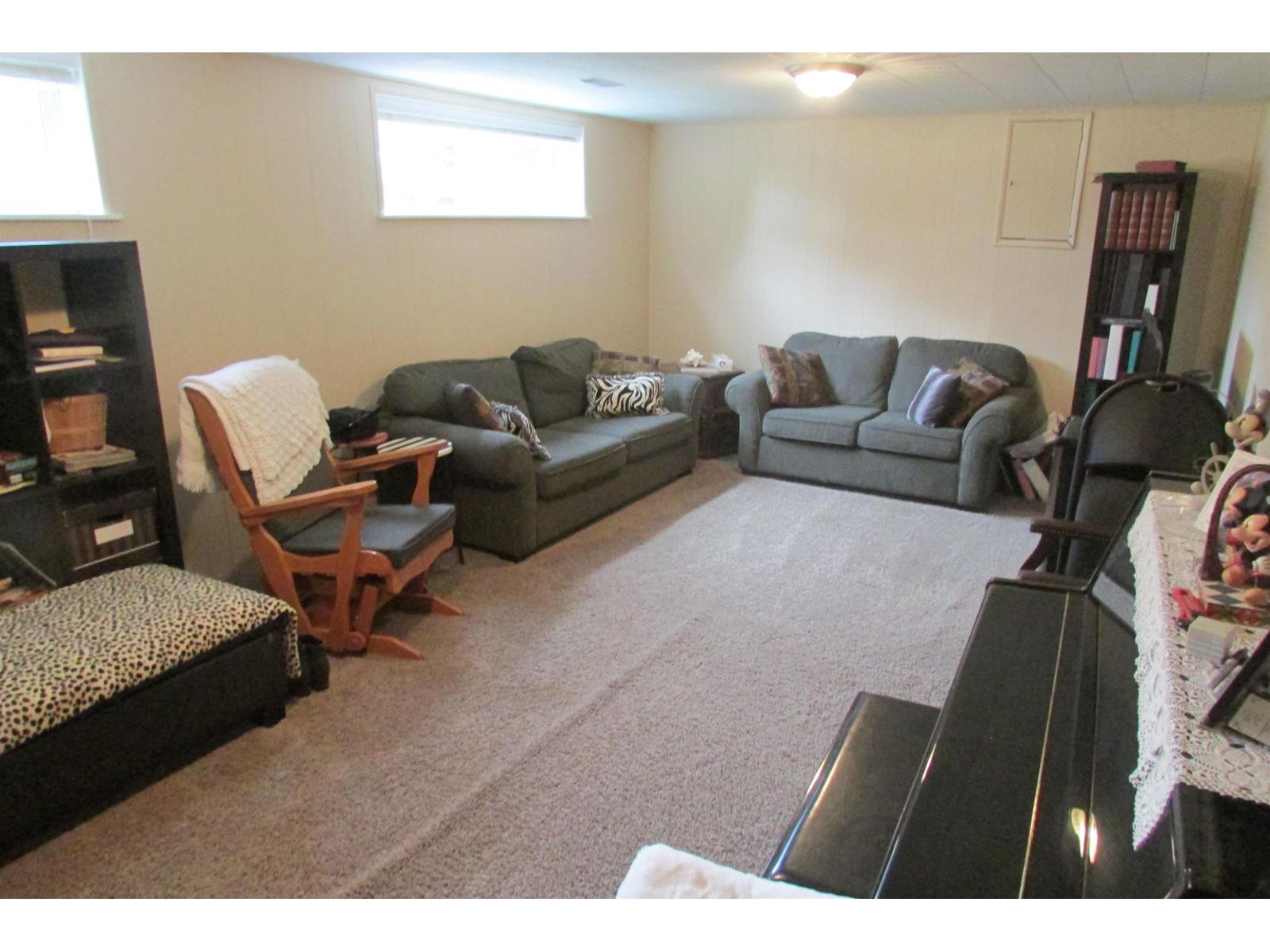 Photo 13 of 34494 York Avenue, Abbotsford BC