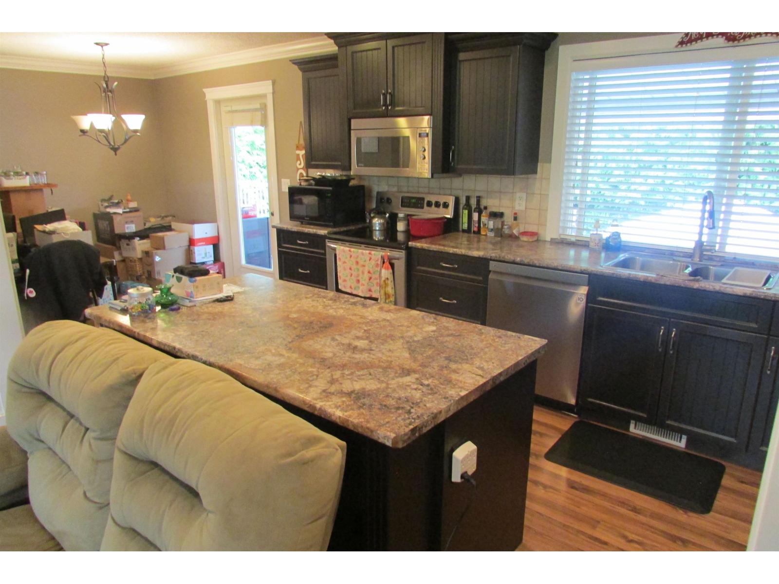 Photo 6 of 34494 York Avenue, Abbotsford BC