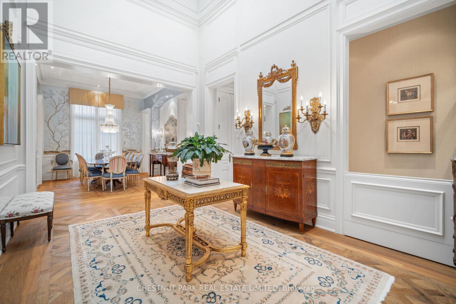 Photo 23 of 14 Banbury Road, Toronto ON