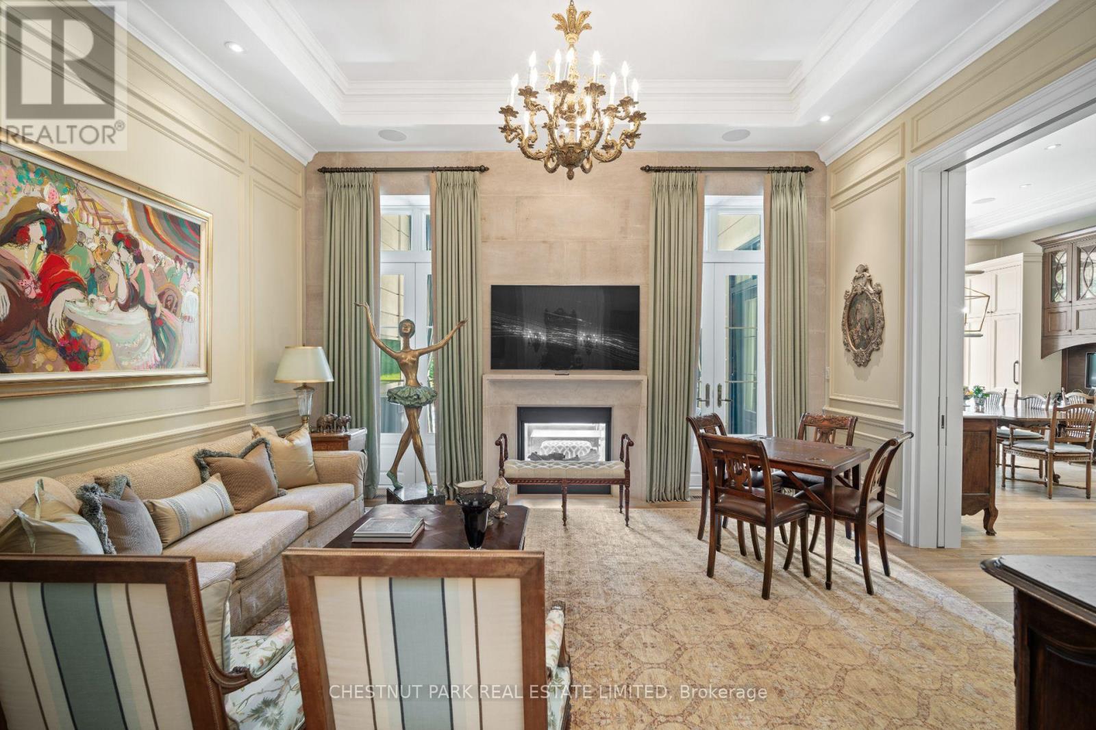 Photo 2 of 14 Banbury Road, Toronto ON