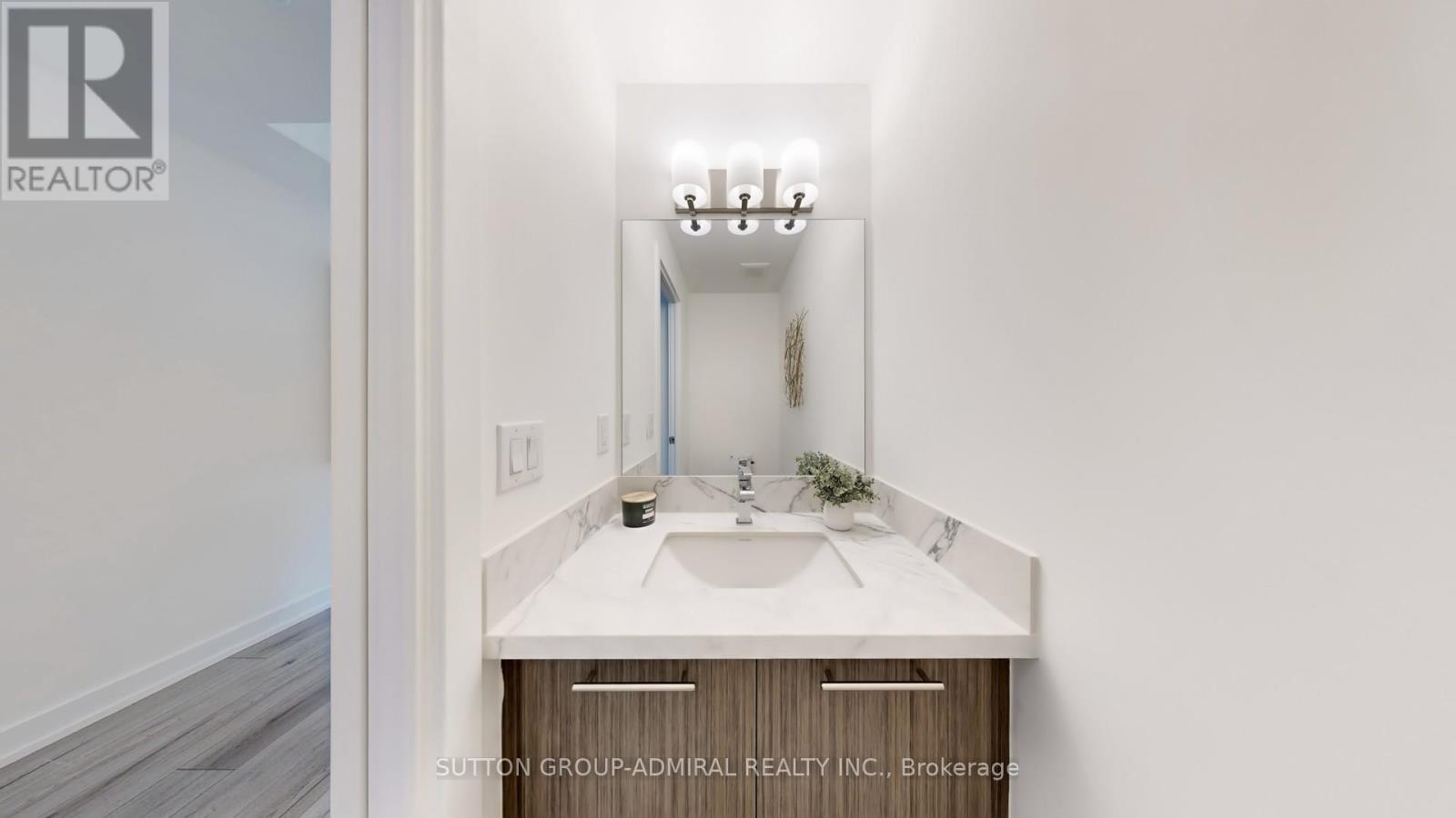 Photo 43 of Th 20 851 Sheppard Avenue W, Toronto ON