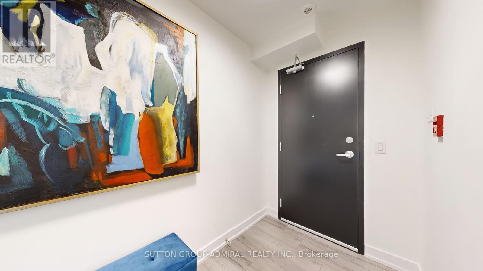Photo 30 of Th 20 851 Sheppard Avenue W, Toronto ON