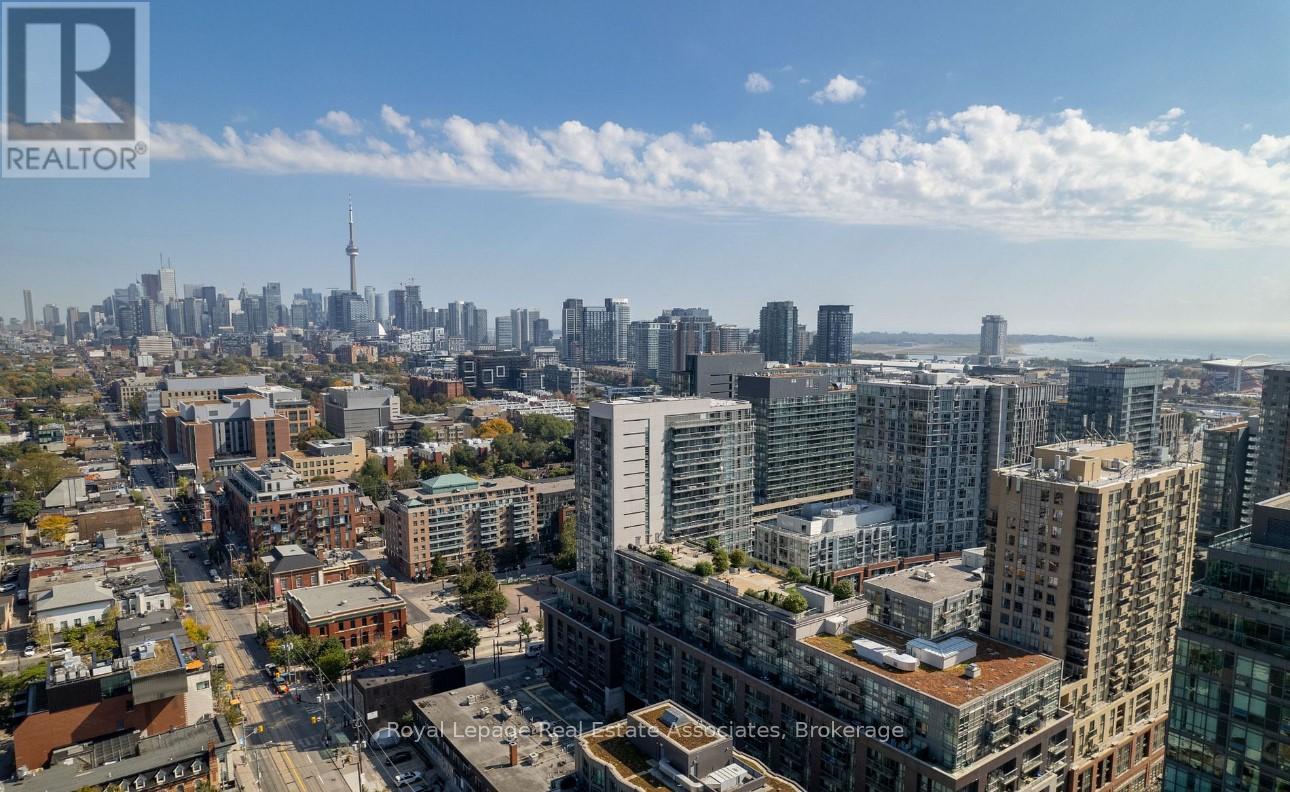 Photo 6 of 837 68 Abell Street, Toronto ON