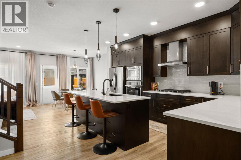 Photo 10 of 104 Carringsby Manor Nw, Calgary AB
