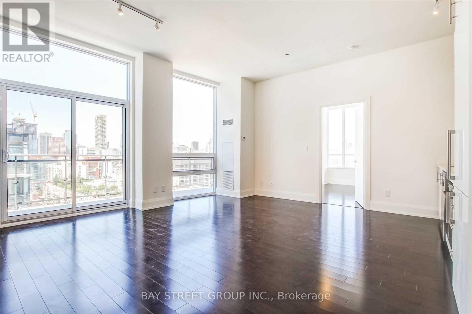 Photo 10 of Ph 112 460 Adelaide Street E, Toronto ON
